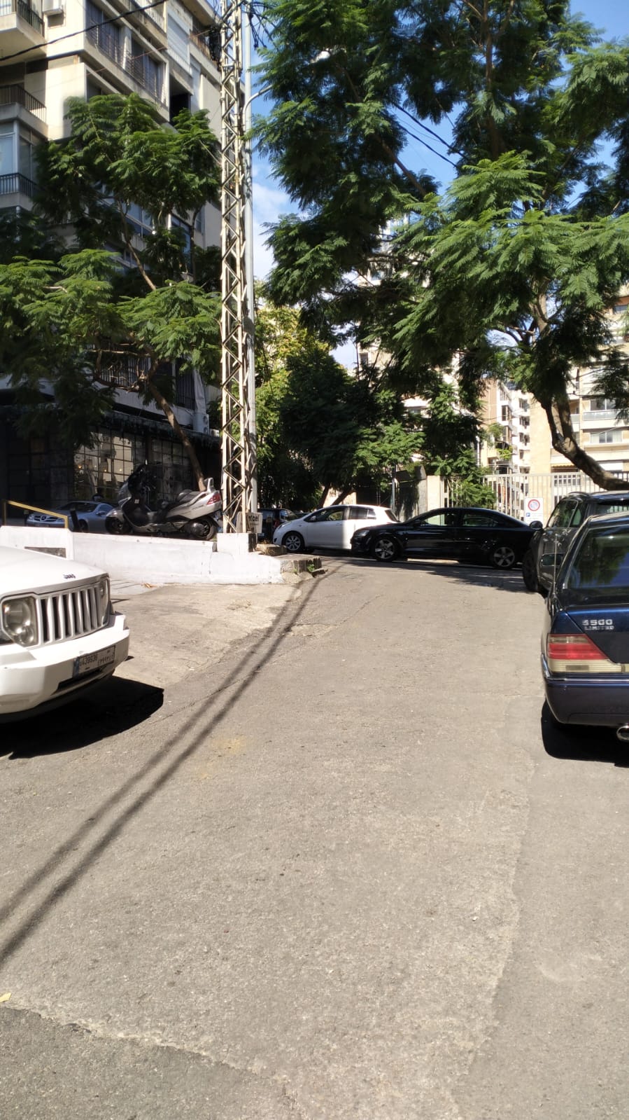 street-img